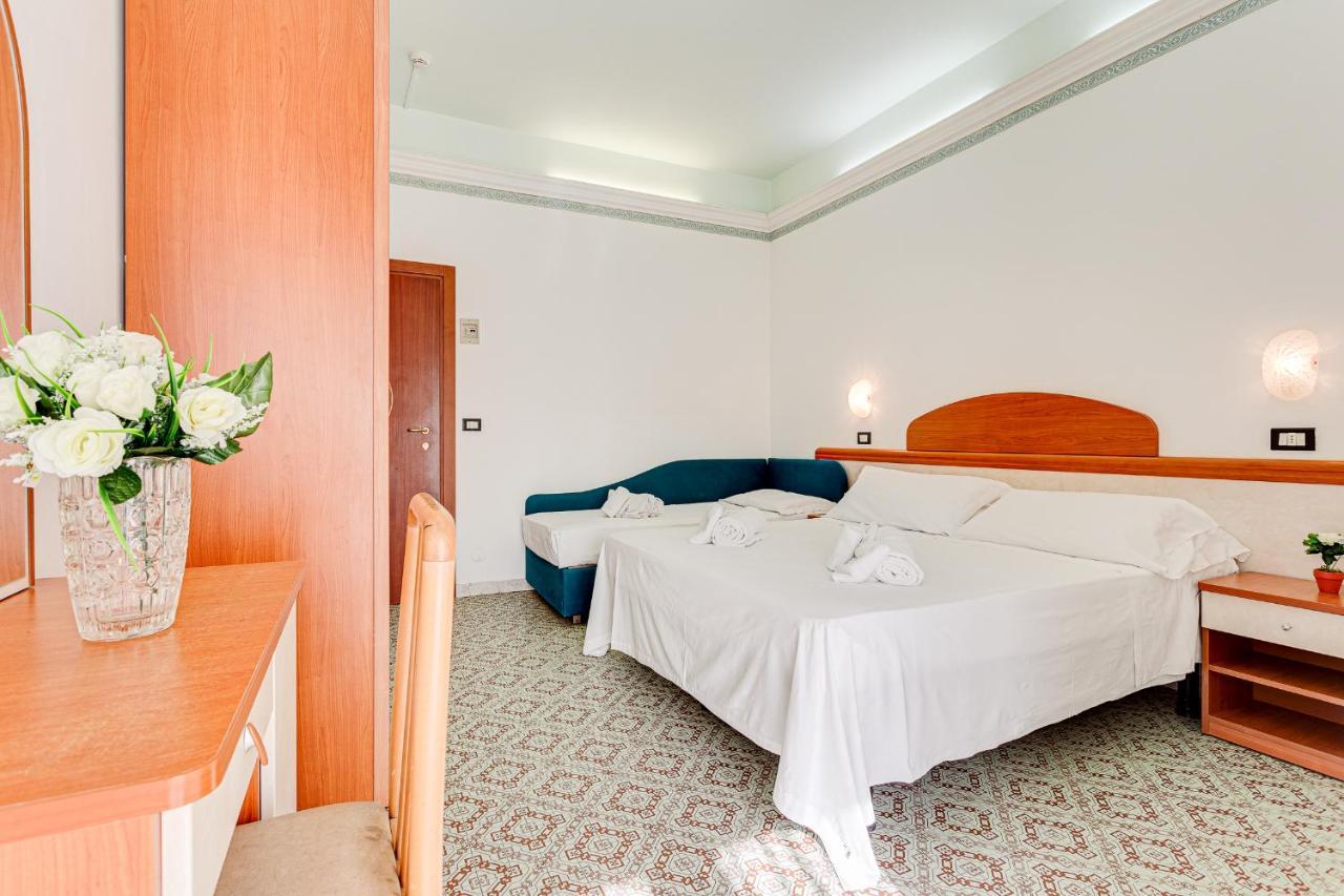 Hotel Augustus Gatteo a Mare Luaran gambar