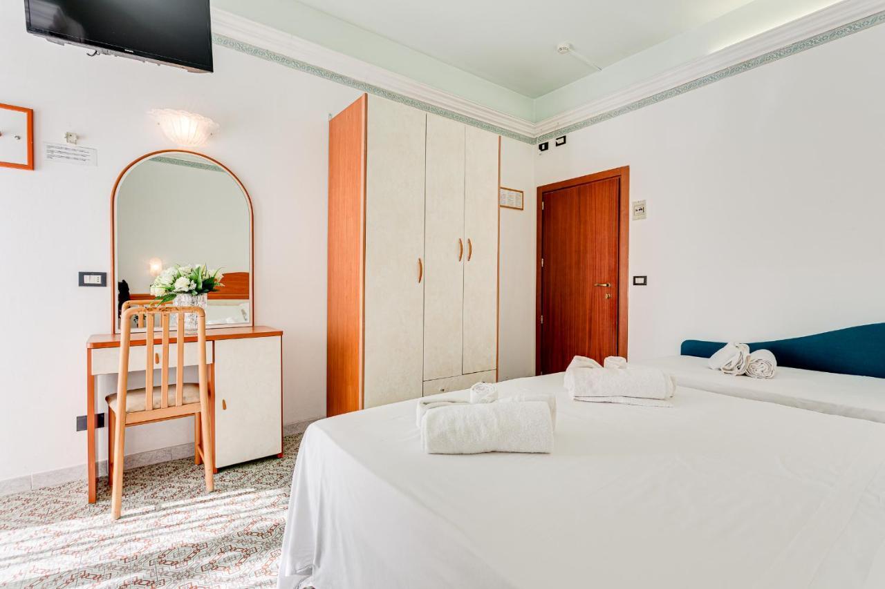 Hotel Augustus Gatteo a Mare Luaran gambar