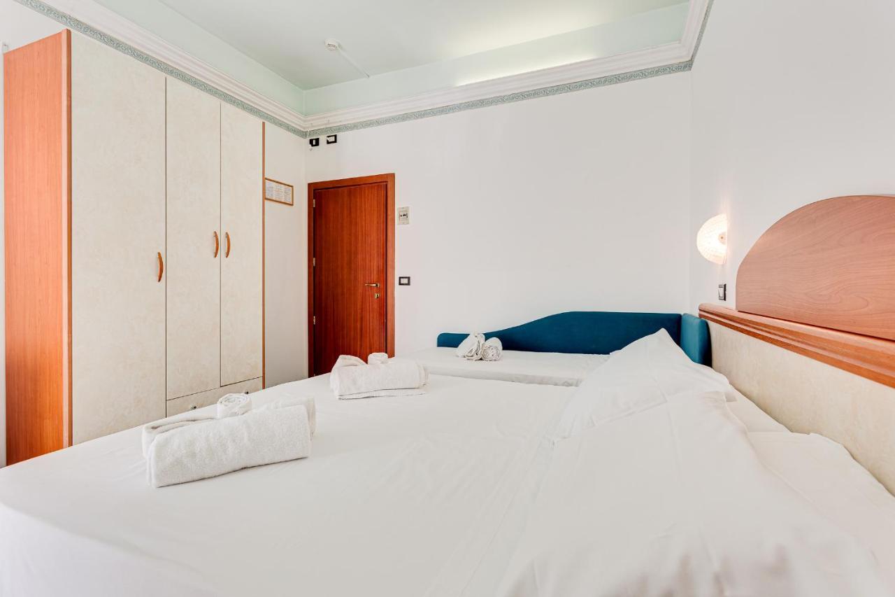 Hotel Augustus Gatteo a Mare Luaran gambar