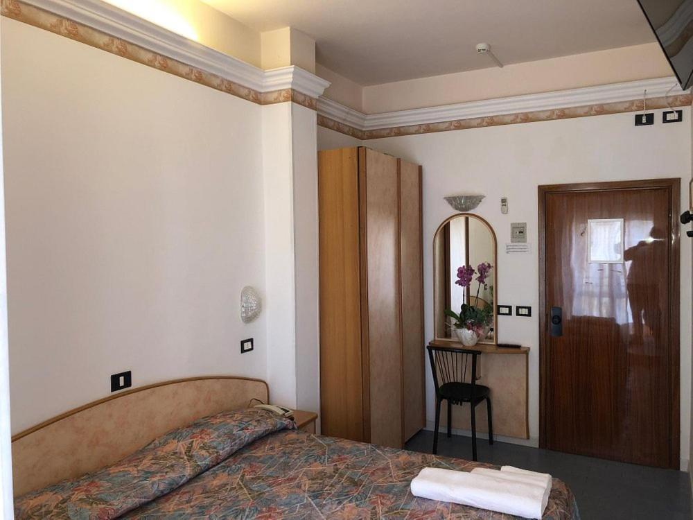 Hotel Augustus Gatteo a Mare Luaran gambar