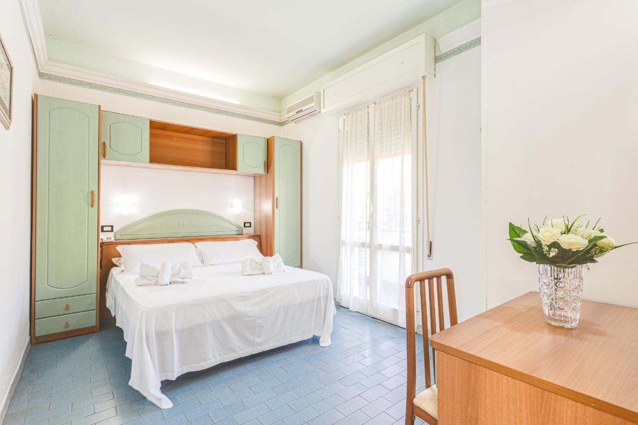 Hotel Augustus Gatteo a Mare Luaran gambar