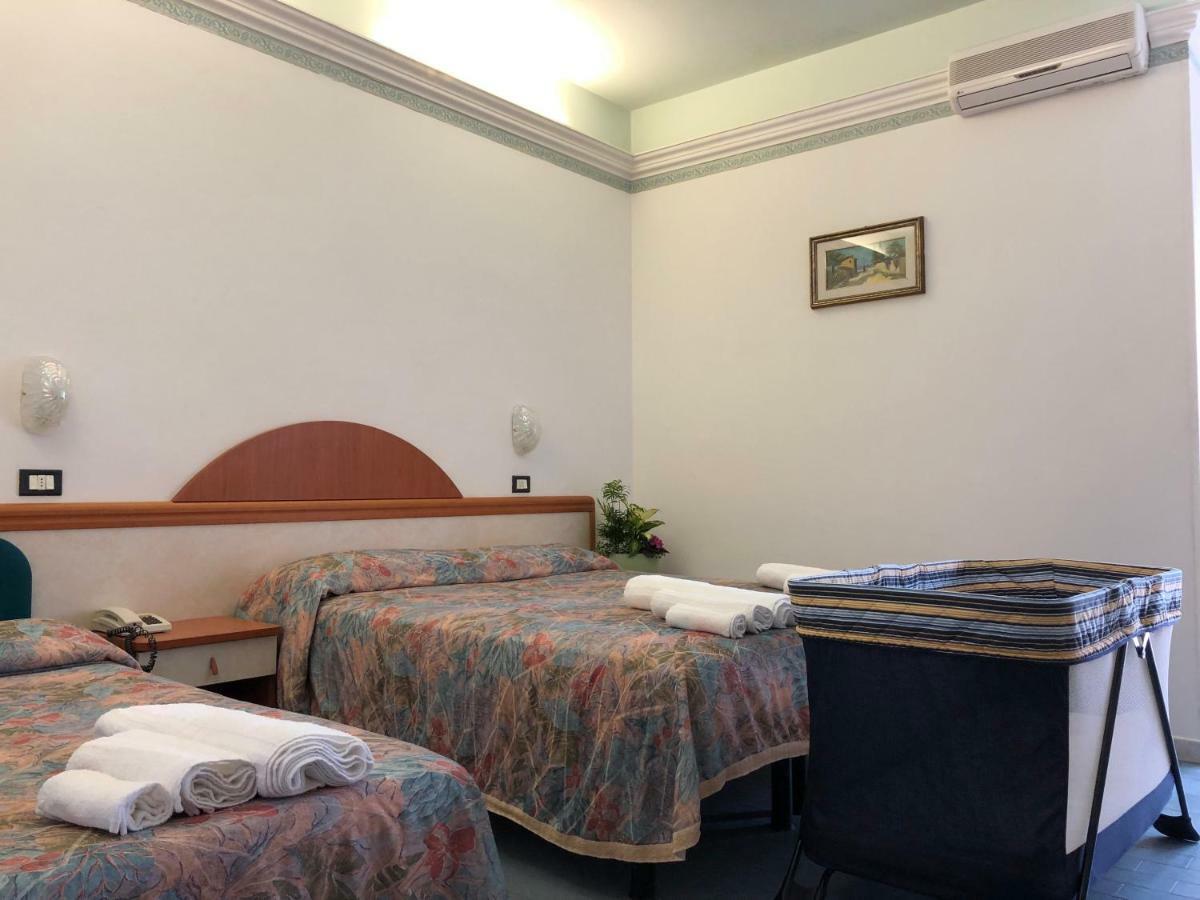 Hotel Augustus Gatteo a Mare Luaran gambar