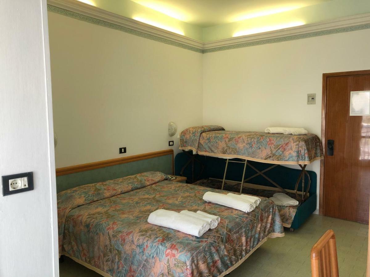 Hotel Augustus Gatteo a Mare Luaran gambar